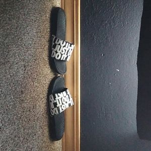 Nike slides